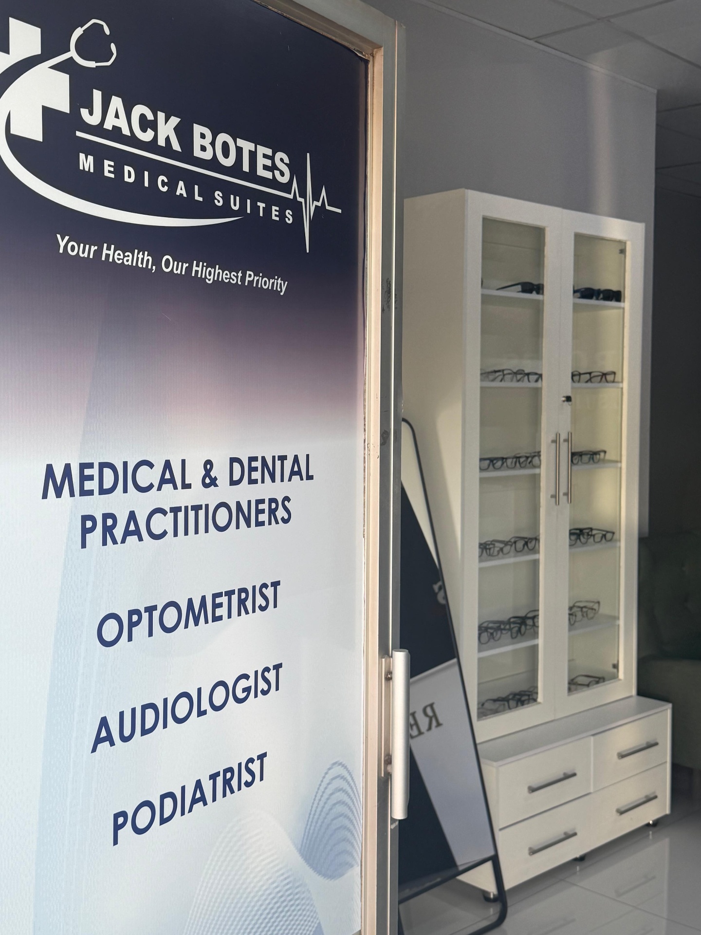 Jack Botes Medical Suites — multidisciplinary practice